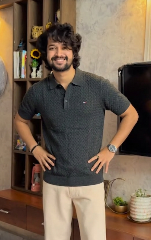 Men’s Smart Casual Outfit with Dark Green Polo Shirt  | Modern Style Guide